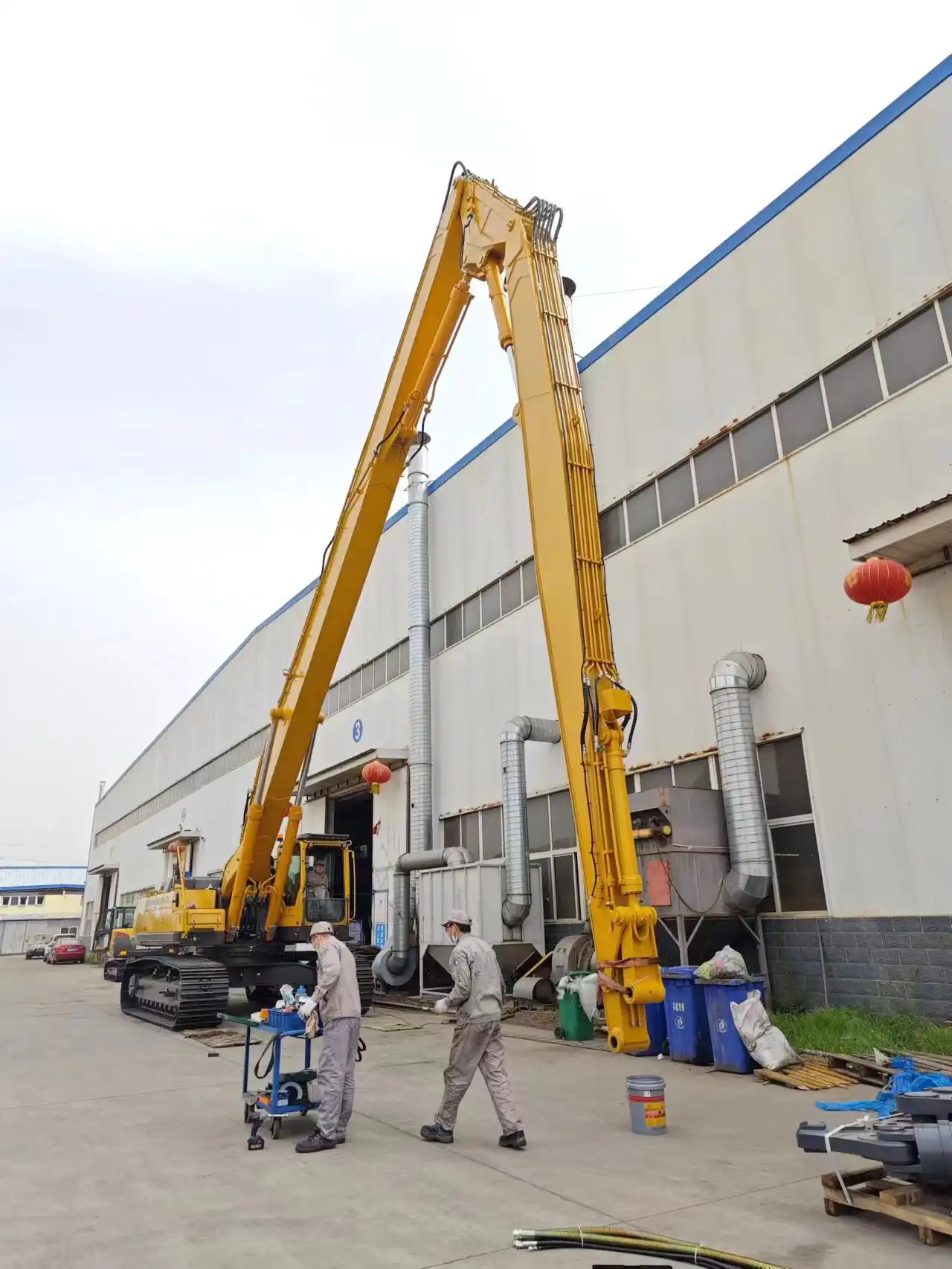 Key Characteristics of Excavator Three Section Demolition Boom